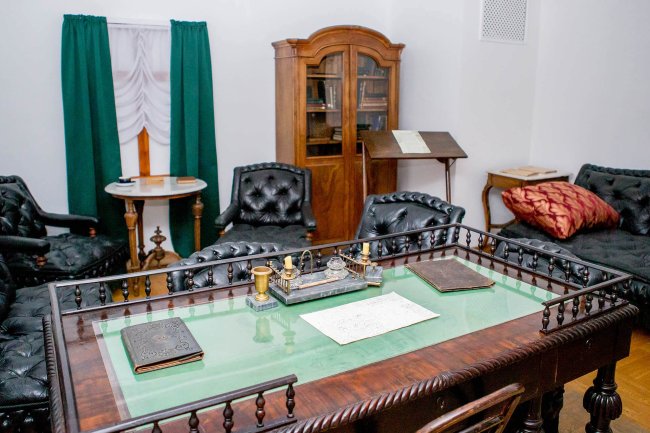 Выставка «Московский дом Льва Толстого»