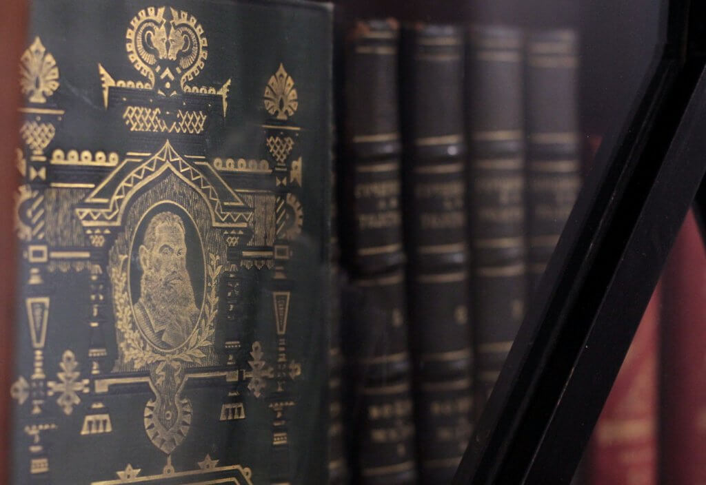 Паблик-ток «От Льва Толстого к литературному процессу сегодняшнего дня»