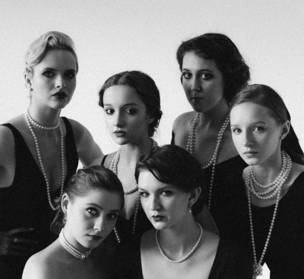 Литературно-музыкальный спектакль «Много женщин меня любило...»