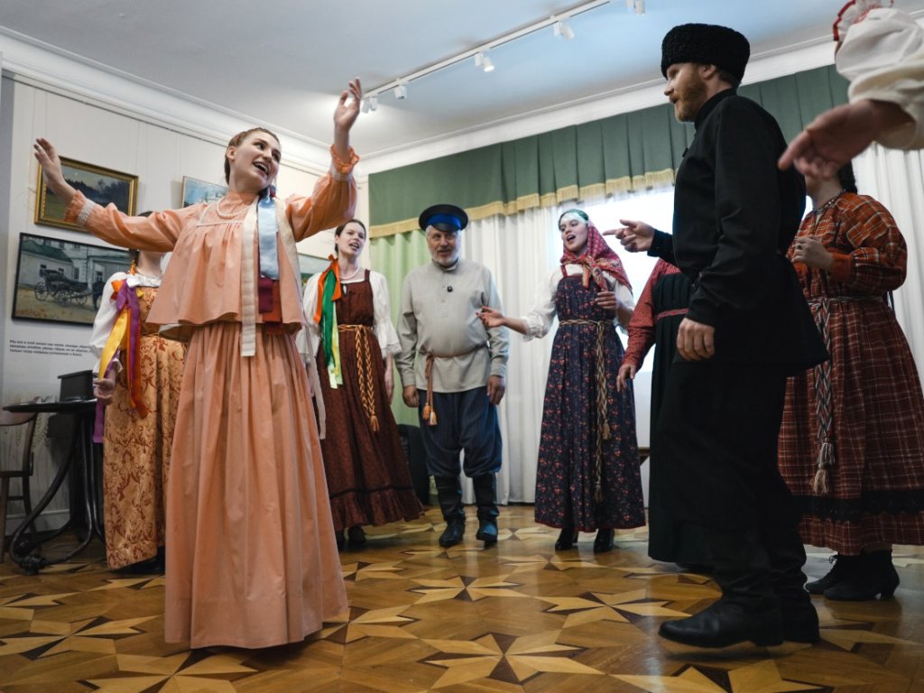 Спектакль «Фольклорное путешествие по России». «Ночь музеев 2026»